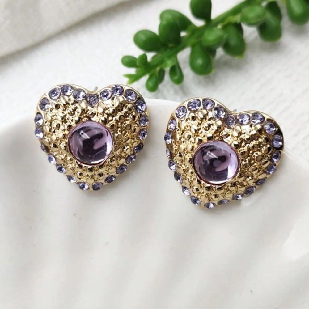 Bohemian heart clip on earrings A409